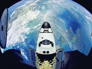 Illustration for article titled Your Chance To Leave Earth With NASA's Greatest Astronauts